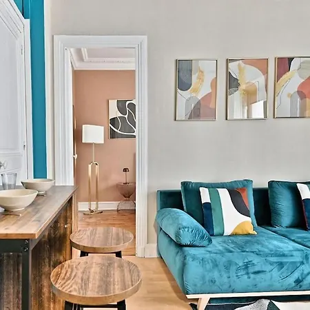 Cosy Et Colore Au Coeur De Appartamento