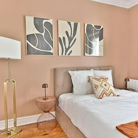 Cosy Et Colore Au Coeur De Appartamento Parigi