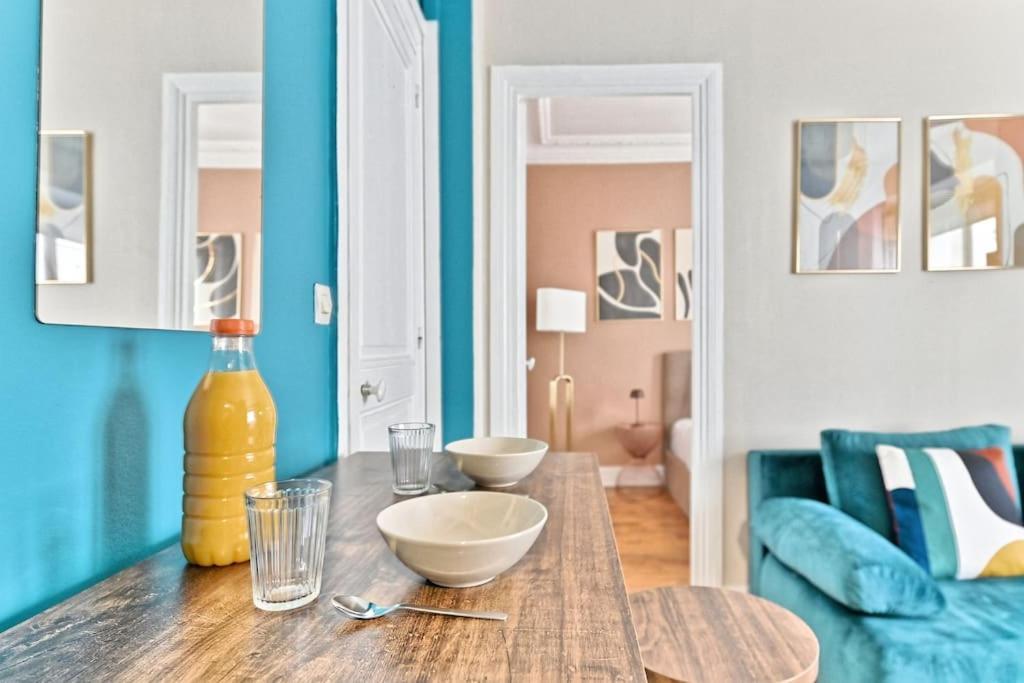 Appartamento Cosy Et Colore Au Coeur De Parigi